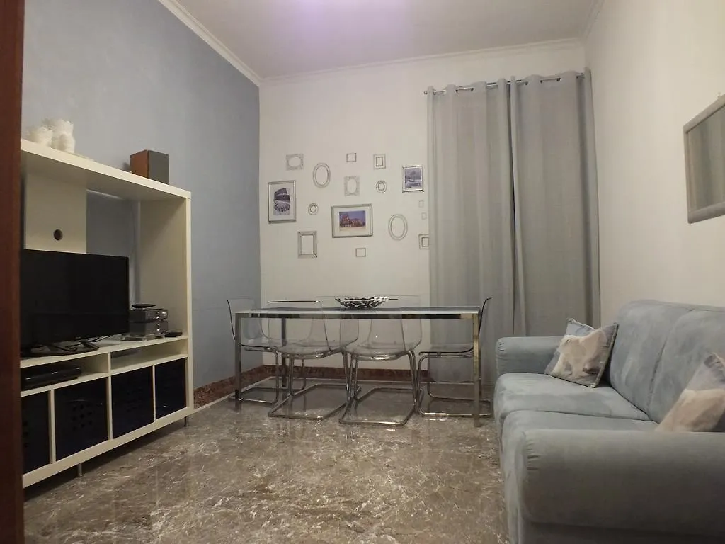 Four Seasons Holiday House Apartment Rome